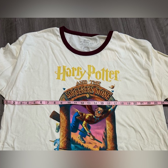 Harry Potter Graphic Tee - Picture 6 of 6